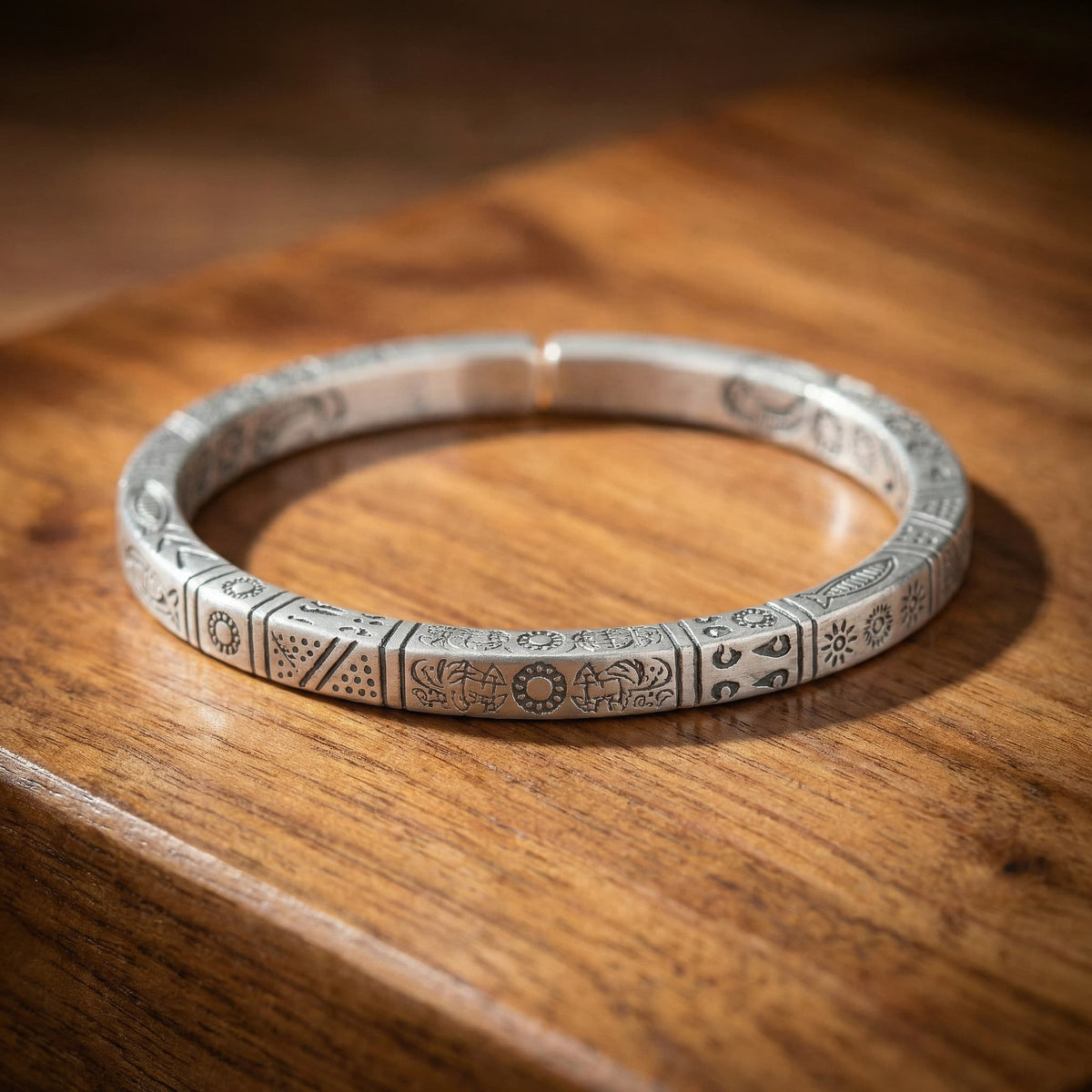 Bracelete Étnico em Prata 925