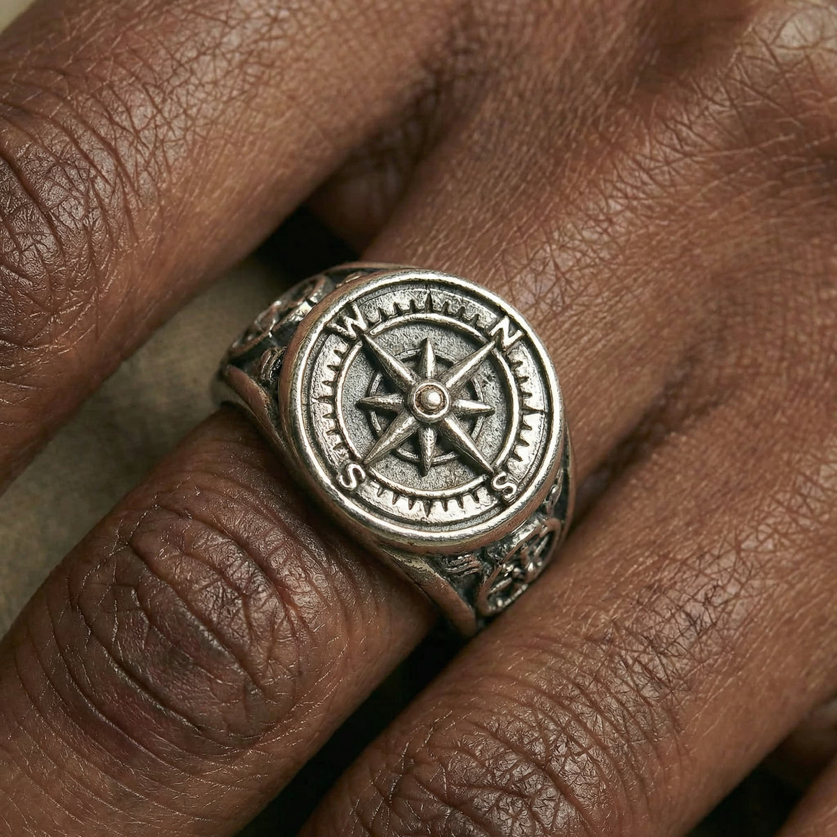 Anel Ajustável Rosa Dos Ventos